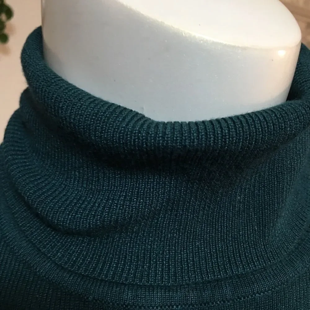 CHICOS micro ribbed lite weight long sleeve‎